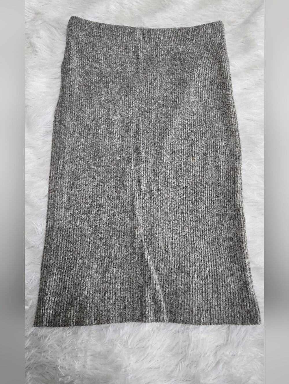 Ann Taylor Gray Ribbed Knit Pencil Skirt